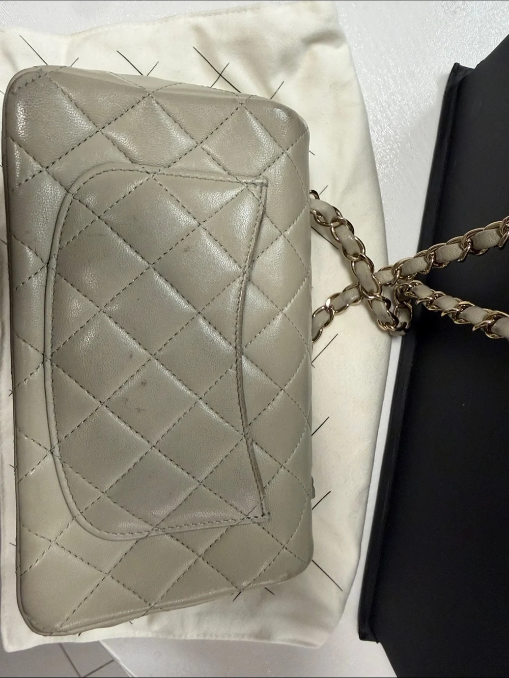 Classic Single Flap Bag Quilted Lambskin Mini Grey - Picture 6 of 10